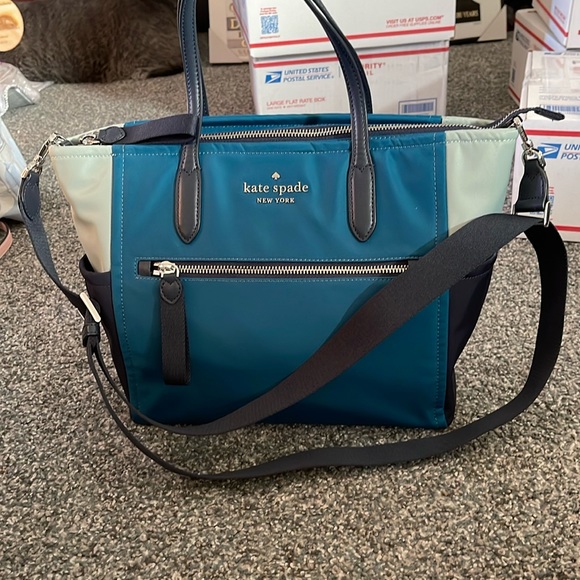 Handbags - NWOT Kate Spade color block crossbody